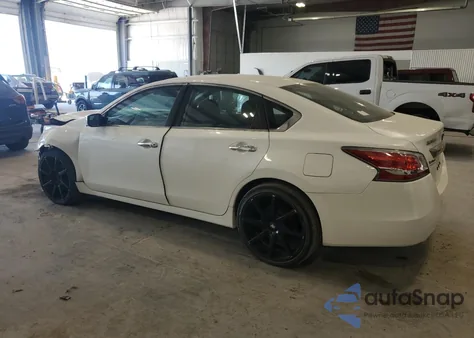 2014 Nissan Altima 2.5 from USA, damaged, VIN 1N4AL3AP4EC291042